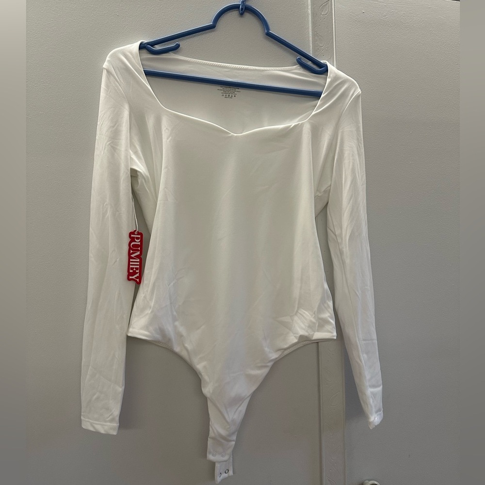 White Soft Long Sleeve Sweetheart Neckline Bodysuit